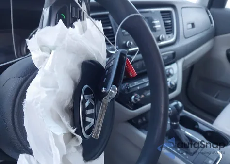 2017 Kia Sedona Lx z USA, uszkodzony, nr VIN KNDMB5C15H6230011